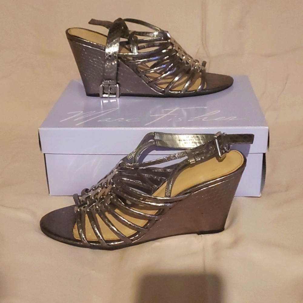 Wedge heel sandals